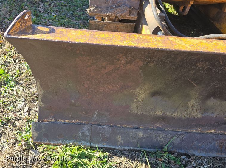 image for item EK2428 1976 John Deere  350CE dozer