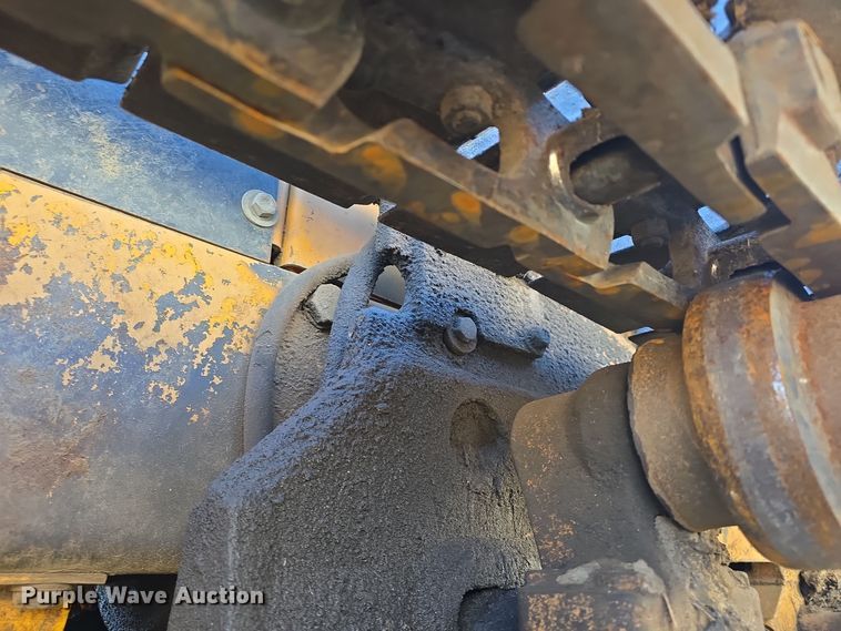 image for item EK2428 1976 John Deere  350CE dozer