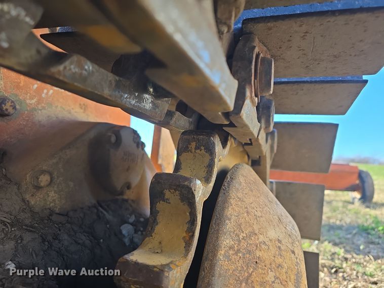 image for item EK2428 1976 John Deere  350CE dozer