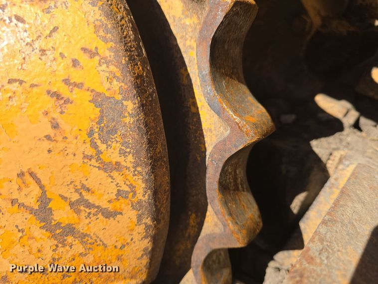 image for item EK2428 1976 John Deere  350CE dozer