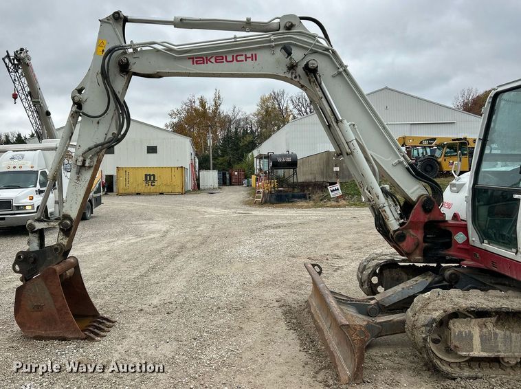 image for item EK3711 2015 Takeuchi TB290 mini excavator