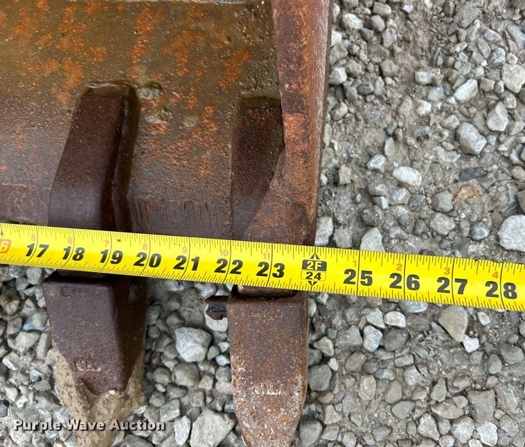 image for item EK3711 2015 Takeuchi TB290 mini excavator