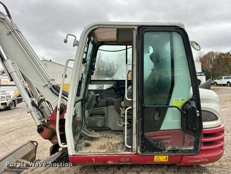 image for item EK3711 2015 Takeuchi TB290 mini excavator