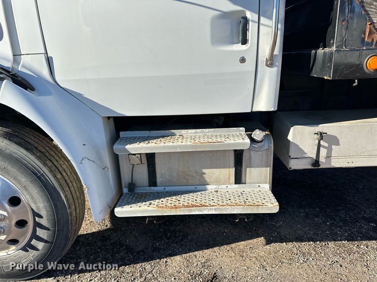 image for item EN2557 2004 Sterling  Acterra flatbed truck