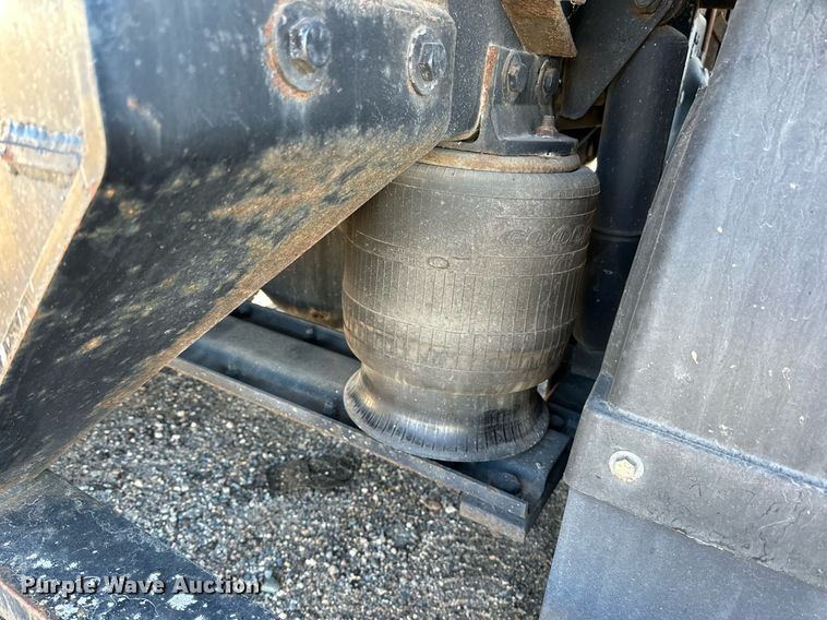 image for item EN2557 2004 Sterling  Acterra flatbed truck