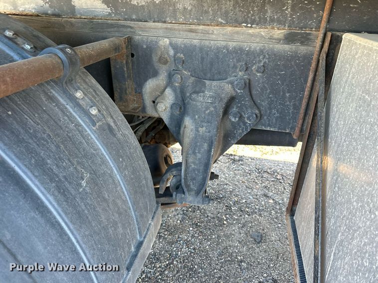 image for item EN2557 2004 Sterling  Acterra flatbed truck