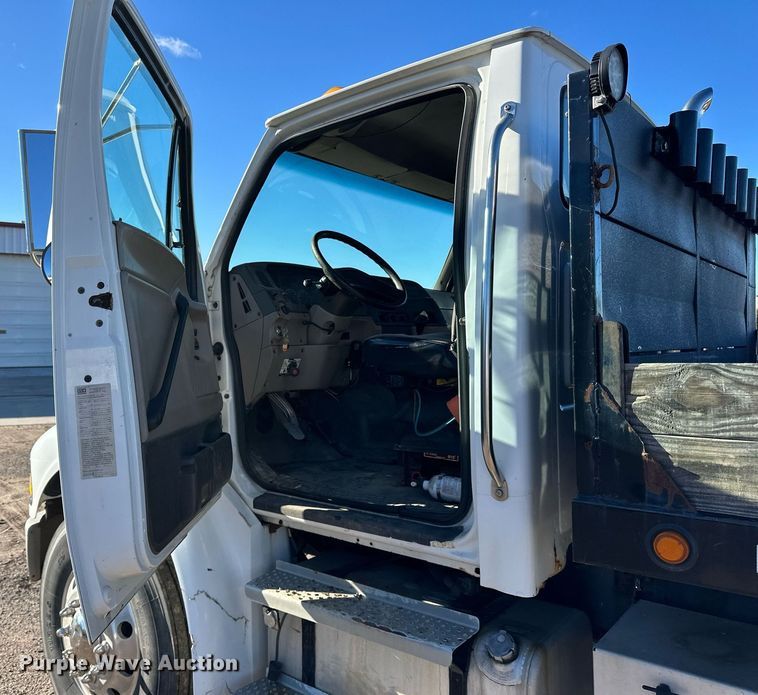 image for item EN2557 2004 Sterling  Acterra flatbed truck