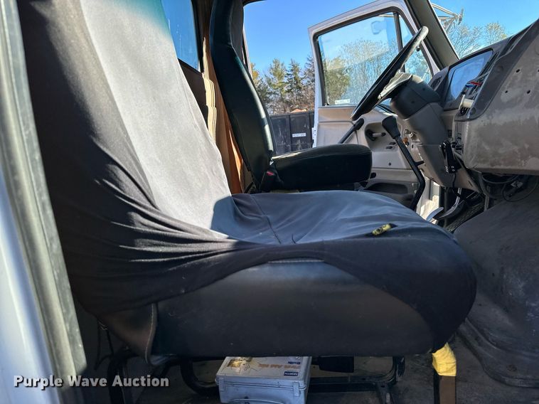 image for item EN2557 2004 Sterling  Acterra flatbed truck