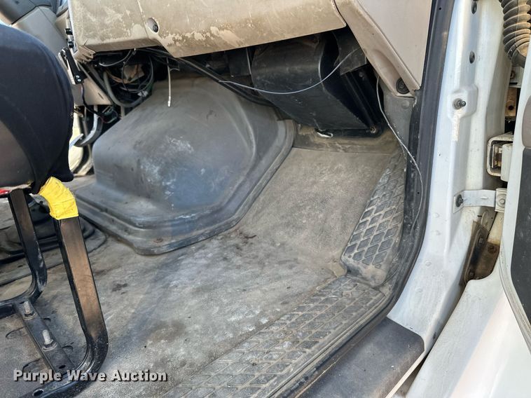 image for item EN2557 2004 Sterling  Acterra flatbed truck