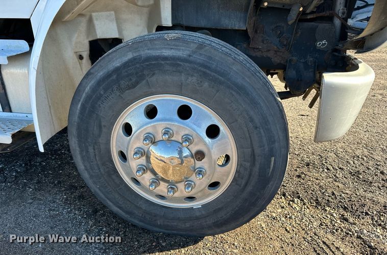 image for item EN2557 2004 Sterling  Acterra flatbed truck