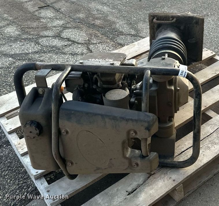 image for item EN2563 2002 Ingersoll-Rand RX754H plate compactor