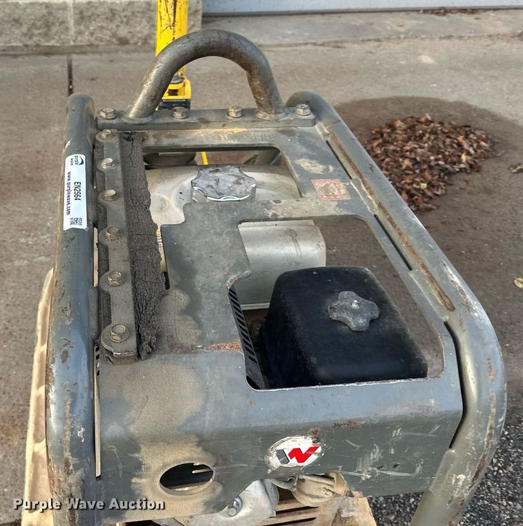 image for item EN2564 2010 Wacker Neuson  BPU5045A plate compactor