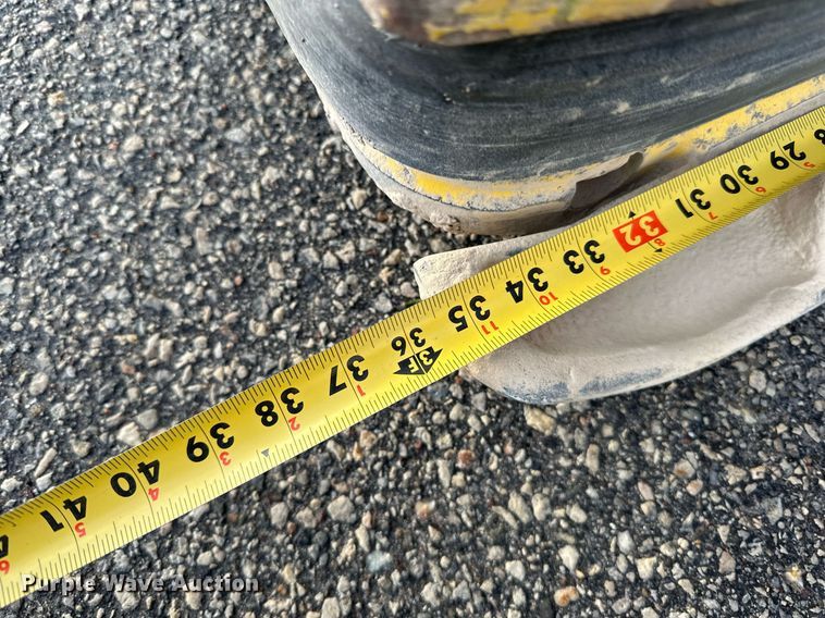 image for item EN2564 2010 Wacker Neuson  BPU5045A plate compactor