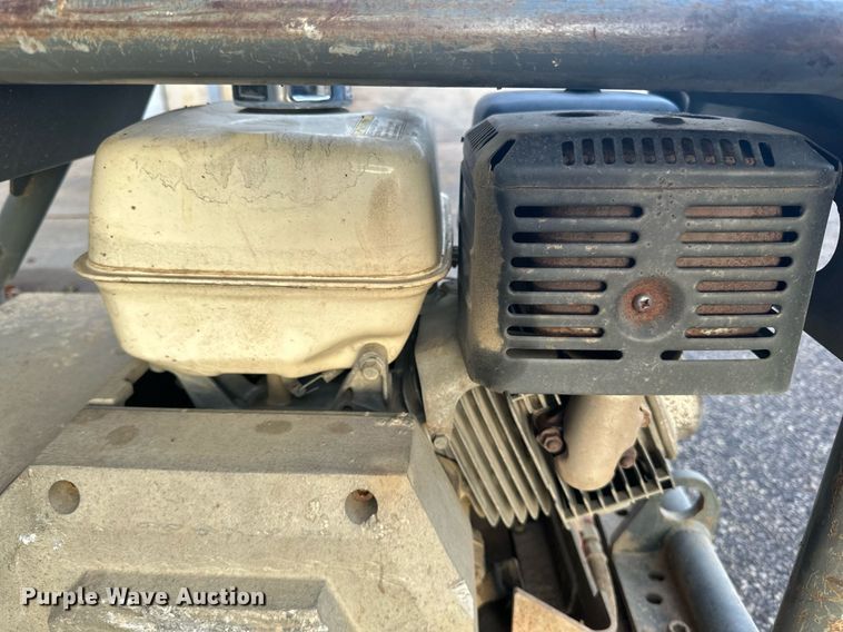 image for item EN2564 2010 Wacker Neuson  BPU5045A plate compactor