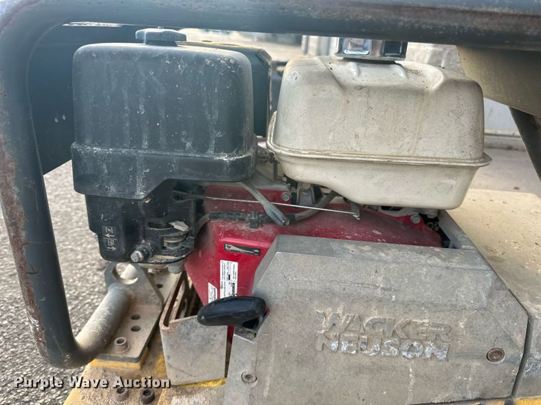 image for item EN2564 2010 Wacker Neuson  BPU5045A plate compactor