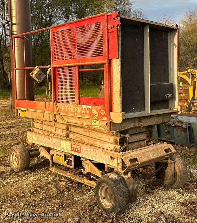 image for item EN2565 MEC  220TMI scissor lift