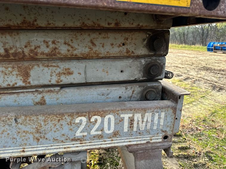 image for item EN2565 MEC  220TMI scissor lift