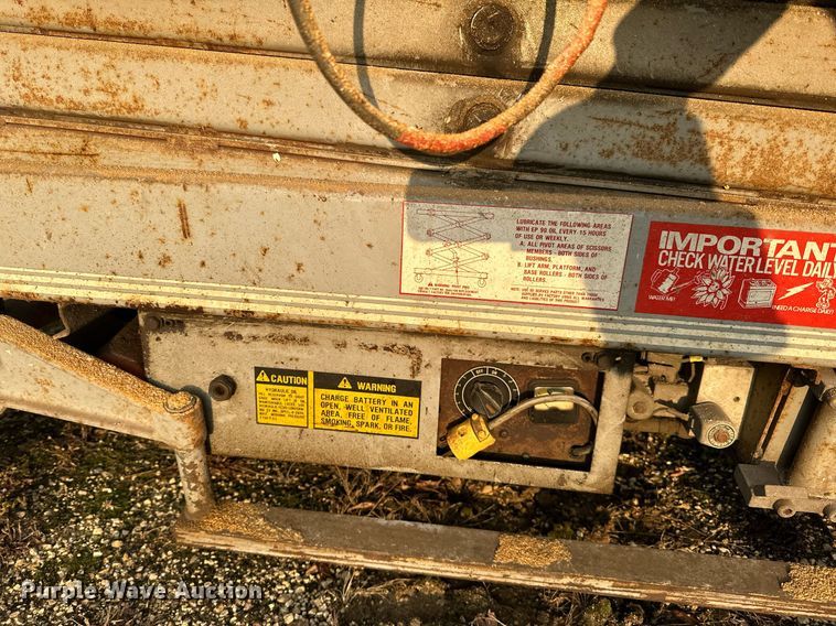 image for item EN2565 MEC  220TMI scissor lift