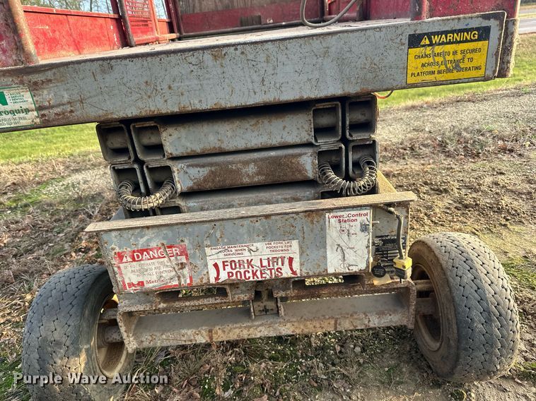 image for item EN2565 MEC  220TMI scissor lift