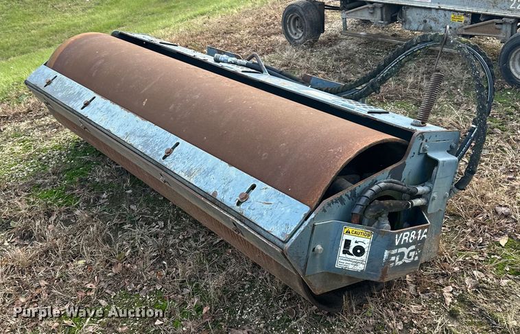 image for item EN2566 Edge JR84SU skid steer roller