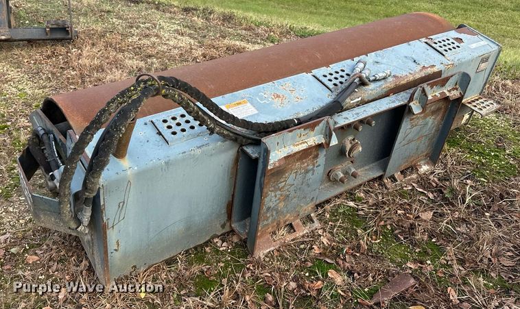 image for item EN2566 Edge JR84SU skid steer roller