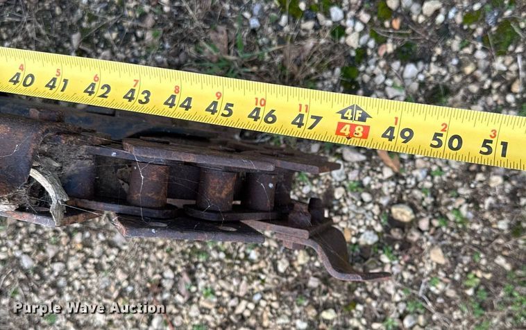 image for item EN2567 2004 Caterpillar  T9B skid steer trencher