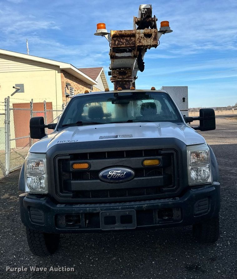 image for item EN2575 2011 Ford  F450 Super Duty XL bucket truck