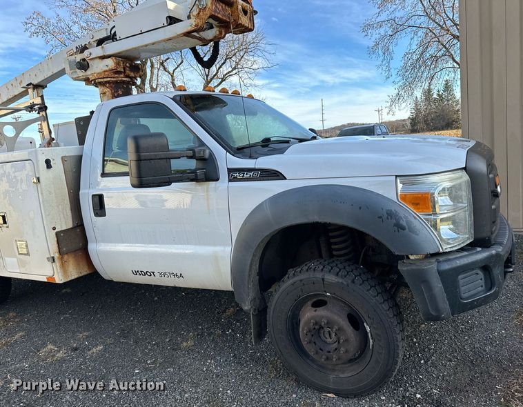 image for item EN2575 2011 Ford  F450 Super Duty XL bucket truck