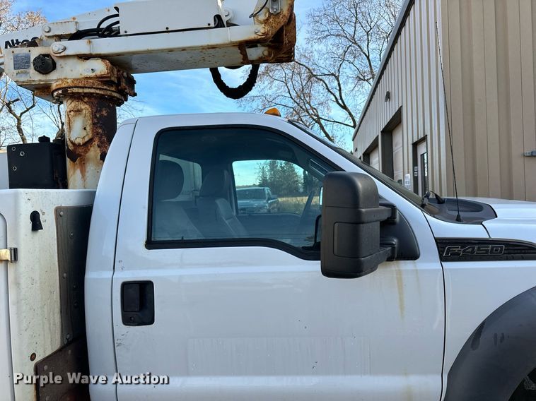 image for item EN2575 2011 Ford  F450 Super Duty XL bucket truck