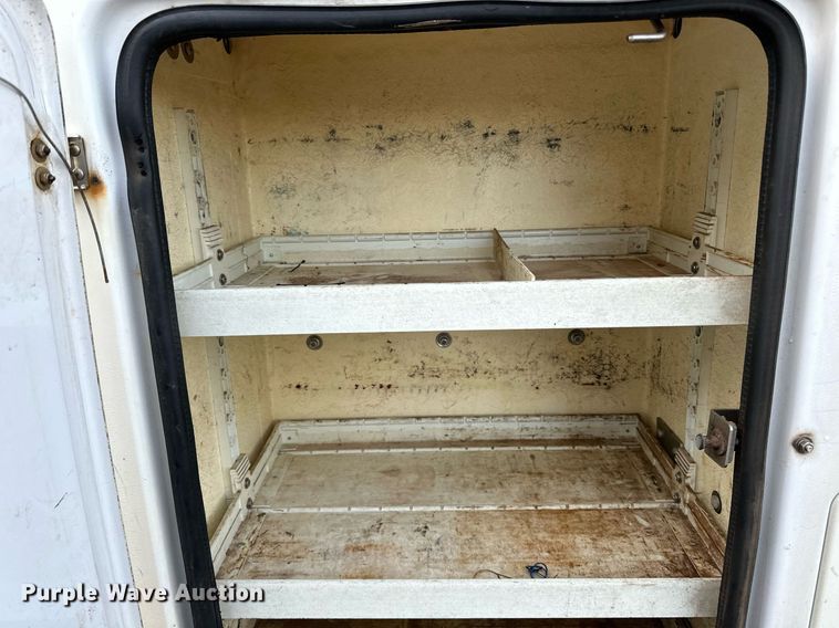 image for item EN2575 2011 Ford  F450 Super Duty XL bucket truck