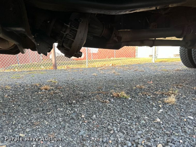 image for item EN2575 2011 Ford  F450 Super Duty XL bucket truck