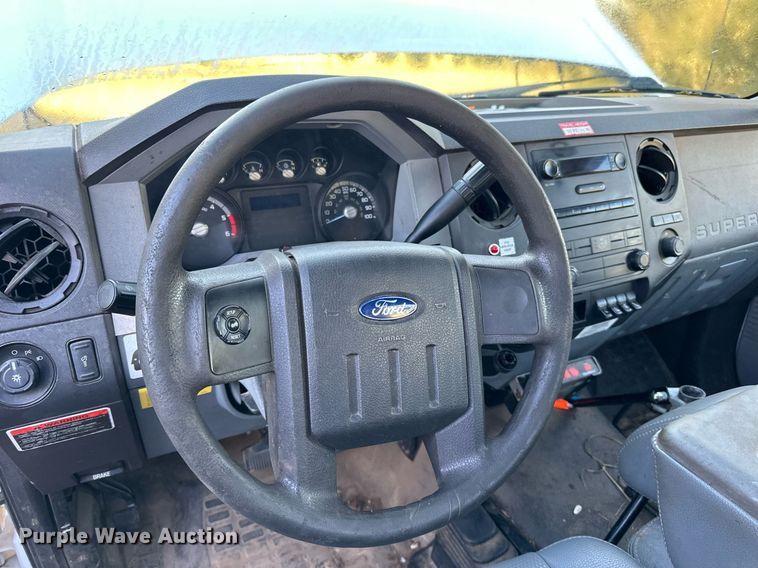 image for item EN2575 2011 Ford  F450 Super Duty XL bucket truck