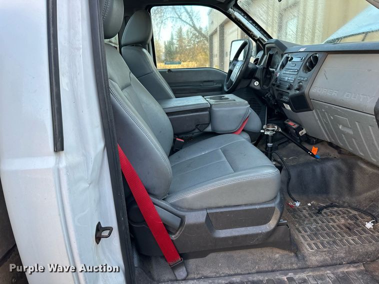 image for item EN2575 2011 Ford  F450 Super Duty XL bucket truck