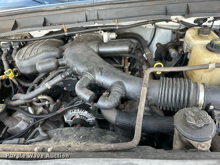 image for item EN2575 2011 Ford  F450 Super Duty XL bucket truck