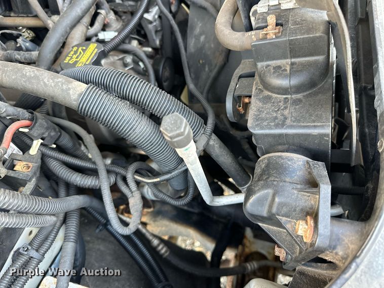 image for item EN2575 2011 Ford  F450 Super Duty XL bucket truck