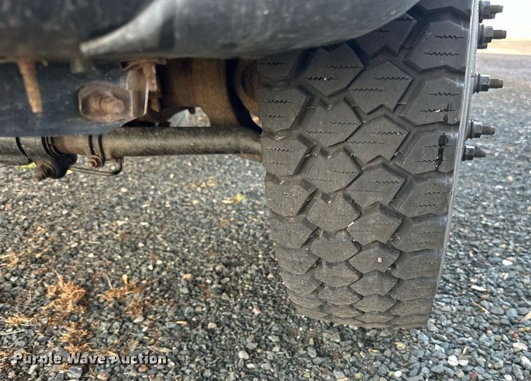 image for item EN2575 2011 Ford  F450 Super Duty XL bucket truck