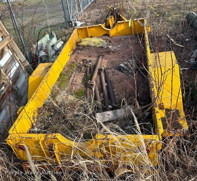 image for item EN2577 Eagle  pole trailer