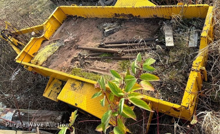 image for item EN2577 Eagle  pole trailer