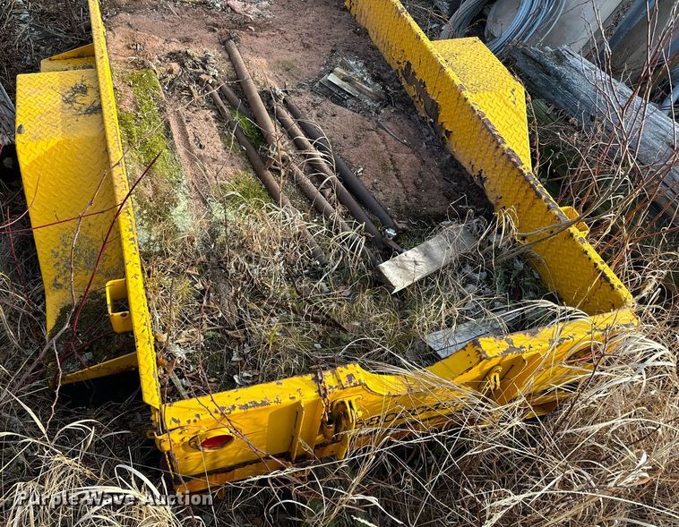 image for item EN2577 Eagle  pole trailer