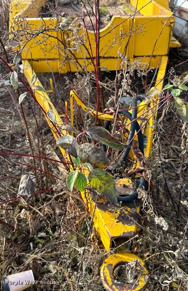 image for item EN2577 Eagle  pole trailer