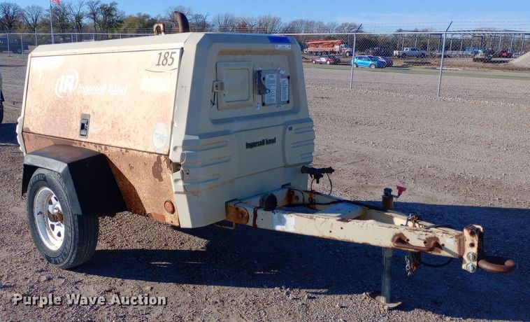 image for item EN8562 2007 Ingersoll Rand P185WIR air compressor