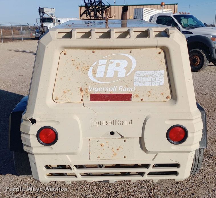 image for item EN8562 2007 Ingersoll Rand P185WIR air compressor