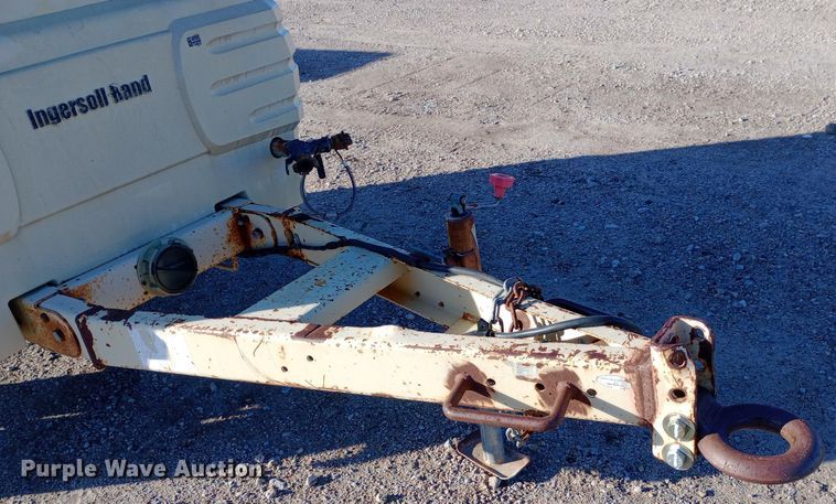 image for item EN8562 2007 Ingersoll Rand P185WIR air compressor