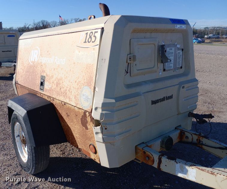 image for item EN8562 2007 Ingersoll Rand P185WIR air compressor