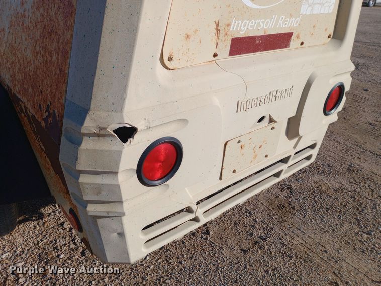 image for item EN8562 2007 Ingersoll Rand P185WIR air compressor
