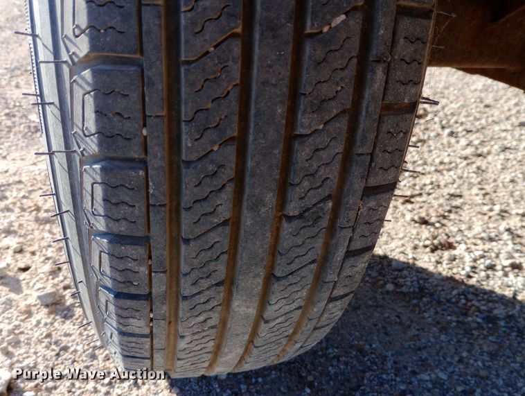 image for item EN8562 2007 Ingersoll Rand P185WIR air compressor