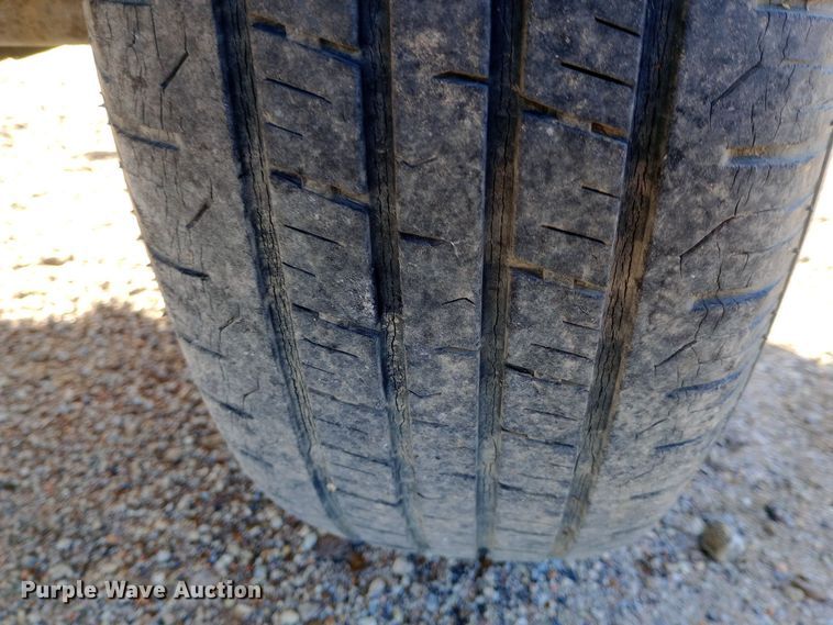 image for item EN8562 2007 Ingersoll Rand P185WIR air compressor