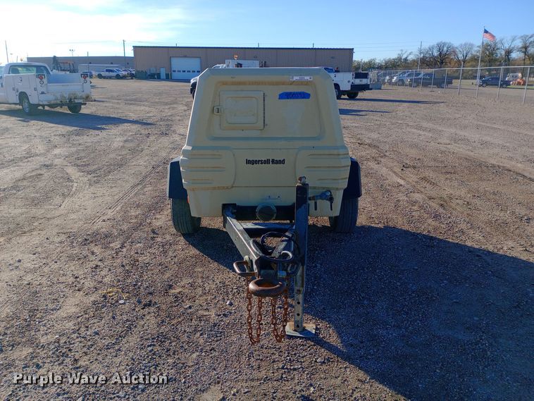 image for item EN8563 2012 Ingersoll Rand P185WJD air compressor