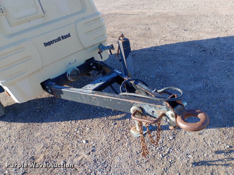 image for item EN8563 2012 Ingersoll Rand P185WJD air compressor