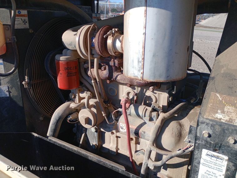 image for item EN8563 2012 Ingersoll Rand P185WJD air compressor